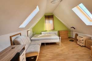 Ein Zimmerwohnung in Dachgeschoss – Bismarckstraße 29, 72764 Reutlingen-Mitte, Reutlingen – Vorschaubild 2