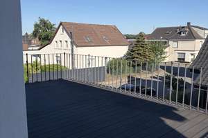 WG möglich! Renovierte 2-3 Zimmer Wohnung mit großem Balkon! – 33609 Mitte, Bielefeld – Vorschaubild 3