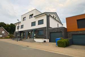 Doppelhaushälfte der Extraklasse – Design, Komfort & Ausstattung inklusive – Die vollständige Adresse der Immobilie erhältst du vom Anbieter., 49086 Darum/Gretesch/Lüstringen, Osnabrück – Vorschaubild 3