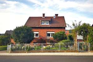 Hann. Münden – Teilmodernisiertes Einfamilienhaus in ruhiger Lage – Die vollständige Adresse der Immobilie erhältst du vom Anbieter., 34346 Hannoversch Münden – Vorschaubild 2