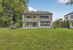 Hausansicht - Garten