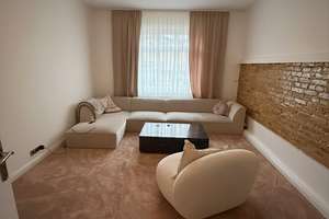 Familien aufgepasst! ab 01.07.2026 bezugsfrei! 4 Zi-Altbau / provisionsfrei!