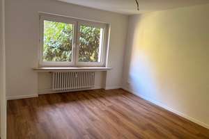 Rüttenscheider Stern! Sonnige 3 Zimmer Wohnung mit Balkon und Loggia - frisch renoviert - – Die vollständige Adresse der Immobilie erhältst du vom Anbieter., 45130 Rüttenscheid, Essen – Vorschaubild 5