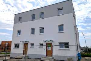 Erstbezug: Moderne Doppelhaushälfte mit Garten und Dachterrasse in Augsburg-Lechhausen