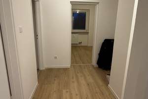 Neu modernisierte 3-Zimmer-Wohnung mit Balkon und hochwertiger neuer EBK in München-Fürstenried – Solothurner Strasse 26, 81475 Fürstenried-West, München – Vorschaubild 16