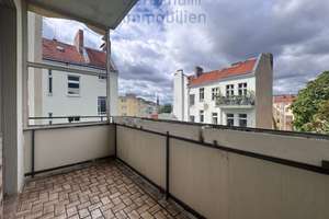 Helle 2-Zimmer-Wohnung mit Balkon und Aufzug in Wedding