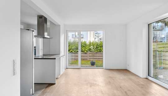 Bild von Courtagefrei: Townhouse mit Tiefgarage in Blankenese