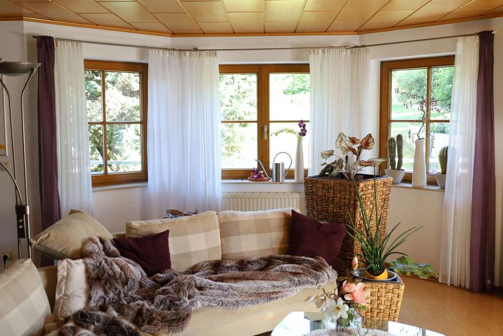 Immobilie in Zimmern unter der Burg - BARRIEREFREI: 3-Zimmer-Whg. bei Schömberg - Bild 1