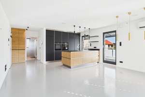 Sofort frei! Neuwertig! XXL-Balkon, Photovoltaik mit Speicher, zwei Garagen, Einbauküche, Smart-Home – 85049 Friedrichshofen-Hollerstauden, Ingolstadt – Vorschaubild 15
