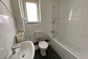 Charmante 3-Zimmer-Etagenwohnung in Krefeld – 66 m² mit Badfenster und Vinylboden – Hinsbecker Straße 22, 47804 Benrad-Süd, Krefeld – Vorschaubild 8