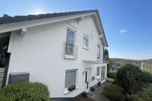 Moderne 2 Zimmer Souterrainwohnung mit toller Terrasse in Toplage von Kaan-Marienborn – Die vollständige Adresse der Immobilie erhältst du vom Anbieter., 57072 Siegen, Siegen – Vorschaubild 2