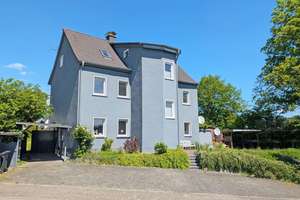 3-Familienhaus in Sundern-Langscheid – Die vollständige Adresse der Immobilie erhältst du vom Anbieter., 59846 Sundern (Sauerland) – Vorschaubild 2