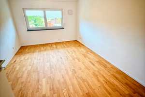 Repräsentatives Doppelhaus mit Toskana Feeling - beeindruckende 6 Zimmer erwarten Sie! – München (Kreis) – Vorschaubild 20