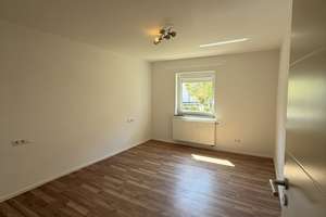 2-Zimmer Wohnung in Stuttgart-Zuffenhausen – Roßfelder Straße 3, 70435 Zuffenhausen-Mönchsberg, Stuttgart – Vorschaubild 4