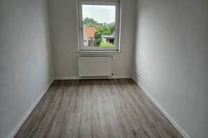 3 Zimmerwohnung im 1. Obergeschoss in ruhiger & zentraler Lage von Bremen Rönnebeck – Die vollständige Adresse der Immobilie erhältst du vom Anbieter., 28777 Rönnebeck, Bremen – Vorschaubild 4