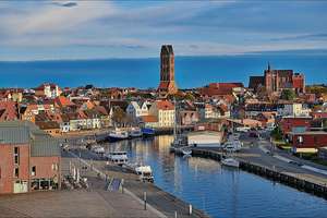 Wismar, MFH mit Hintergebäude saniert und voll verm. zu verk. – Poeler Straße 0, 23970 Wismar-Nord, Wismar – Vorschaubild 1