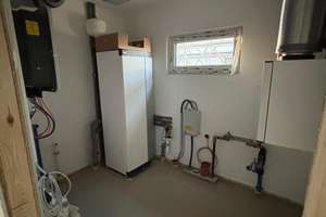 Freistehender Neubau KfW 40+ mit PV, Einbauküche, Garage & Garten – 15 Min Bonn/Hardthöhe – Am Burggraben 15, 53913 Swisttal – Vorschaubild 14
