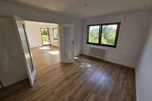 Schöne 4 Zimmerwohnung mit Garten in S-Sillenbuch – Die vollständige Adresse der Immobilie erhältst du vom Anbieter., 70619 Sillenbuch (Ortsteil), Stuttgart – Vorschaubild 3