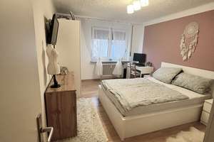 Nähe Landgrabenstraße ! Helle 2-ZW, 55 m²,  Einbauküche gegen Ablöse, Balkon, 3. OG ohne Aufzug – Die vollständige Adresse der Immobilie erhältst du vom Anbieter., 90443 Steinbühl, Nürnberg – Vorschaubild 5