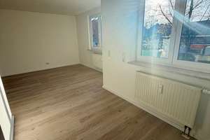 4-Zimmer-Wohnung mit 2 Bädern und Süd-Balkon mit Fernsehturmblick – Charlottenburger Str. 47, 13086 Weißensee, Berlin – Vorschaubild 6