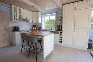 *** Komfortables Einfamilienhaus mit Wärmepumpe und PV-Anlage *** – Die vollständige Adresse der Immobilie erhältst du vom Anbieter., 94431 Pilsting – Vorschaubild 3