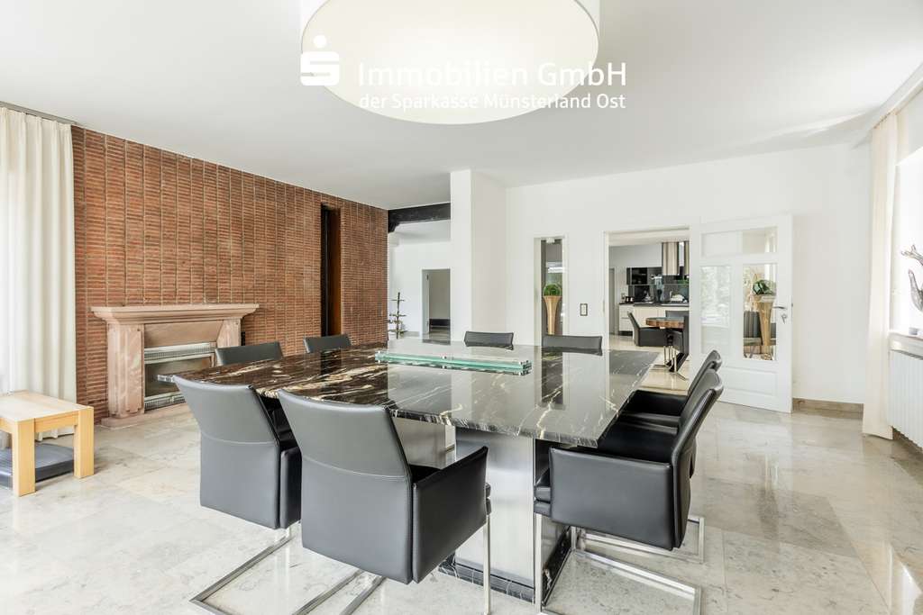 Immobilie in Beckum - Stadtvilla mit luxuriöser Ausstattung! - Bild 2