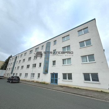 Komplettes Gebäude zur Alleinnutzung: Nähe zur A71 – kostenlose Parkplätze im Objektumfeld 