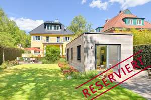 RESERVIERT: Hideaway in Nienstedten: Familienvilla mit Wohnpavillon oder idyllischem Atelier