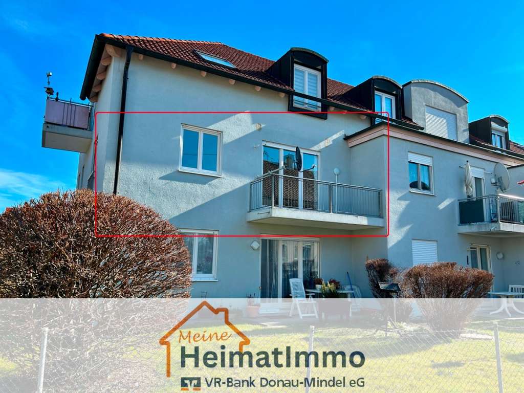 Immobilie in Burgau - Freundliche, helle Etagenwohnung mit Sonnenbalkon & TG-Stellplatz  - Bild 0