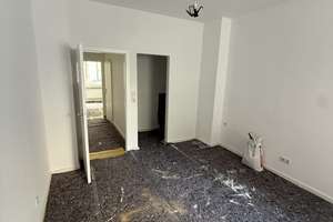 Charmante Erdgeschosswohnung mit privatem Garten in Düsseldorf-Stadtmitte – Grupellostraße 26, 40210 Stadtmitte, Düsseldorf – Vorschaubild 4