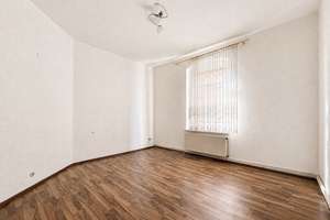 Renovierungsbedürftige 3-Zimmer-Altbauwohnung (ca. 67 m²) im Norden Braunschweigs, Heizung 2025 er – 38114 Nordstadt, Braunschweig – Vorschaubild 4