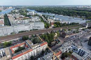 Penthouse mit Spreeblick ,60qm Rooftop-Terrasse, Klimaanlagen, Aufzug – Stralauer Allee 17, 10245 Friedrichshain, Berlin – Vorschaubild 4