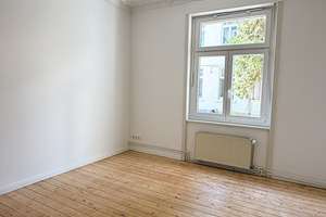 Sanierte Altbauwohnung mit zwei Balkonen, Stuckdecken, Dielen und neuer Einbauküche in Wiesbaden – Die vollständige Adresse der Immobilie erhältst du vom Anbieter., 65183 Mitte, Wiesbaden – Vorschaubild 5