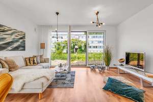 Modernes, lichtdurchflutetes Stadthaus mit Balkon, Dachterrasse und Wasserblick!!! – Neßdeich 22, 21129 Finkenwerder, Hamburg – Vorschaubild 2
