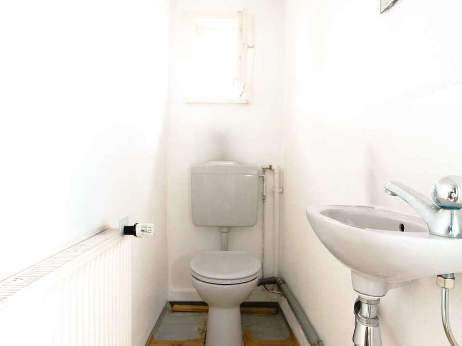 Gästetoilette, Wohnung DG 