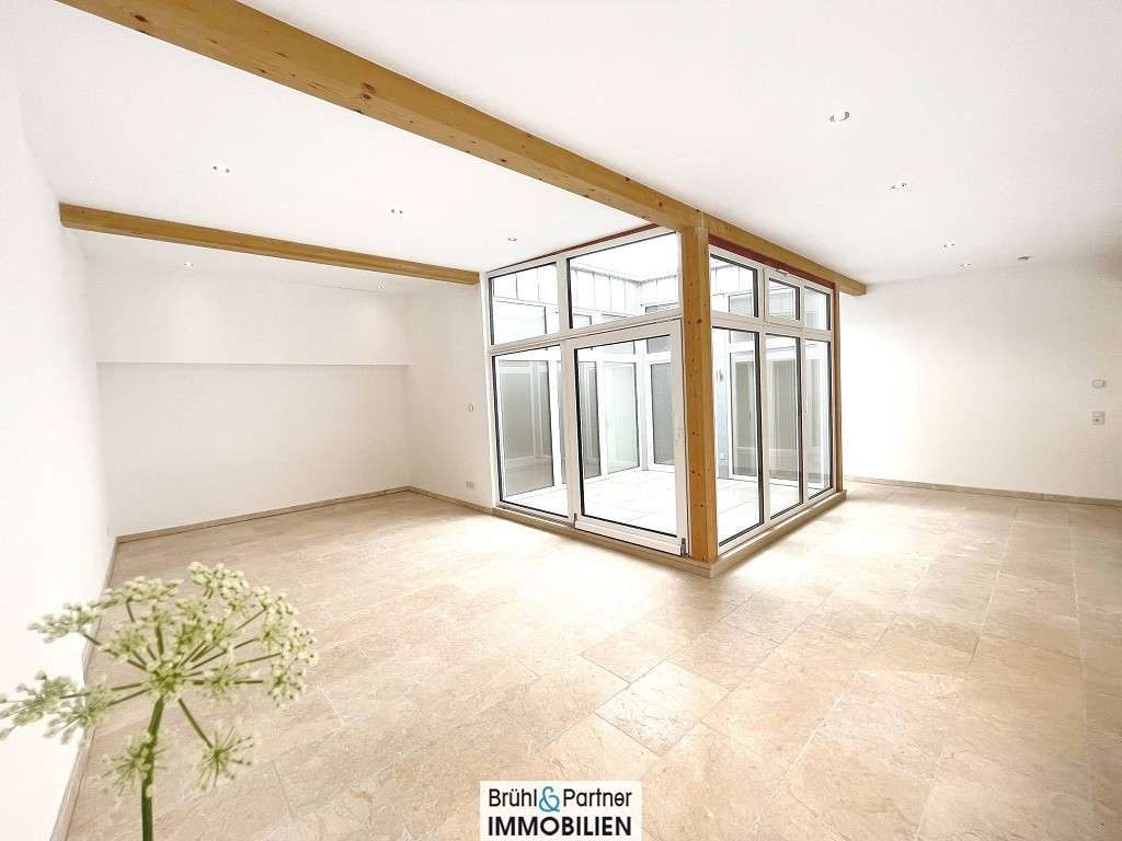 Immobilie in Nierstein - Ziehen Sie mit Ihren Eltern ein - zwei kernsanierte Häuser nebeneinander - modern und pflegeleicht - Bild 5