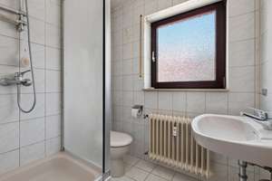 Großzügige 4-Zimmer-Wohnung mit viel Platz zum Wohlfühlen- 4 Zimmer mit Balkon, Keller & Stellplatz – Die vollständige Adresse der Immobilie erhältst du vom Anbieter., 76437 Rastatt – Vorschaubild 8