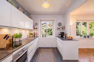 Stilvoll wohnen in Nienstedten – großzügige 4-Zimmer-Wohnung mit Terrasse und viel Altbaucharme – Die vollständige Adresse der Immobilie erhältst du vom Anbieter., 22609 Nienstedten, Hamburg – Vorschaubild 9