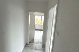 Renovierte 3-Zimmer-Wohnung mit Balkon! – Stauderstraße 73, 45326 Altenessen-Süd, Essen – Vorschaubild 3