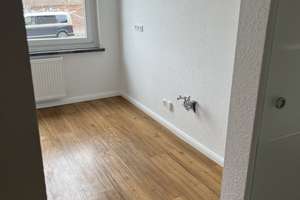 Kernsanierte 4-Zimmer-Wohnung mit Balkon in Magdeburg – Sudenburger Wuhne 19, 39112 Sudenburg, Magdeburg – Vorschaubild 12