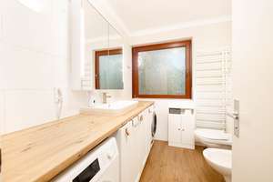 Maisonette-Wohnung mit ca. 170 m², Balkon und zwei Tiefgaragenstellplätzen in Hamburg-Meiendorf – Die vollständige Adresse der Immobilie erhältst du vom Anbieter., 22145 Rahlstedt, Hamburg – Vorschaubild 9
