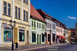Wohn- und Geschäftshaus-Komplex