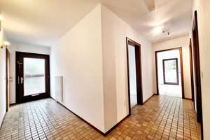 Freundliche 2,5-Zimmer-Wohnung mit Terrasse und Garten in idyllischer Wohnlage – Die vollständige Adresse der Immobilie erhältst du vom Anbieter., 57076 Weidenau, Siegen – Vorschaubild 4
