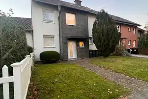 Stilvolles, möbliertes Haus mit moderner Ausstattung und großzügigem Raumangebot – Bielefeld – Vorschaubild 1