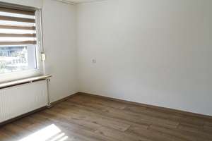 ca. 102,23 m² TRAUM VOM EIGENHEIM sofort einzugsbereit modernisiert auf ca. 141 m² 
Grundstück in – Die vollständige Adresse der Immobilie erhältst du vom Anbieter., 47139 Beeck, Duisburg – Vorschaubild 3