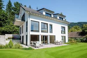 Eine sichere Entscheidung. Modernes Zweifamilienhaus, hochwertige Ausstattung, KfW55, Garten, Garage – Die vollständige Adresse der Immobilie erhältst du vom Anbieter., 79410 Badenweiler – Vorschaubild 2