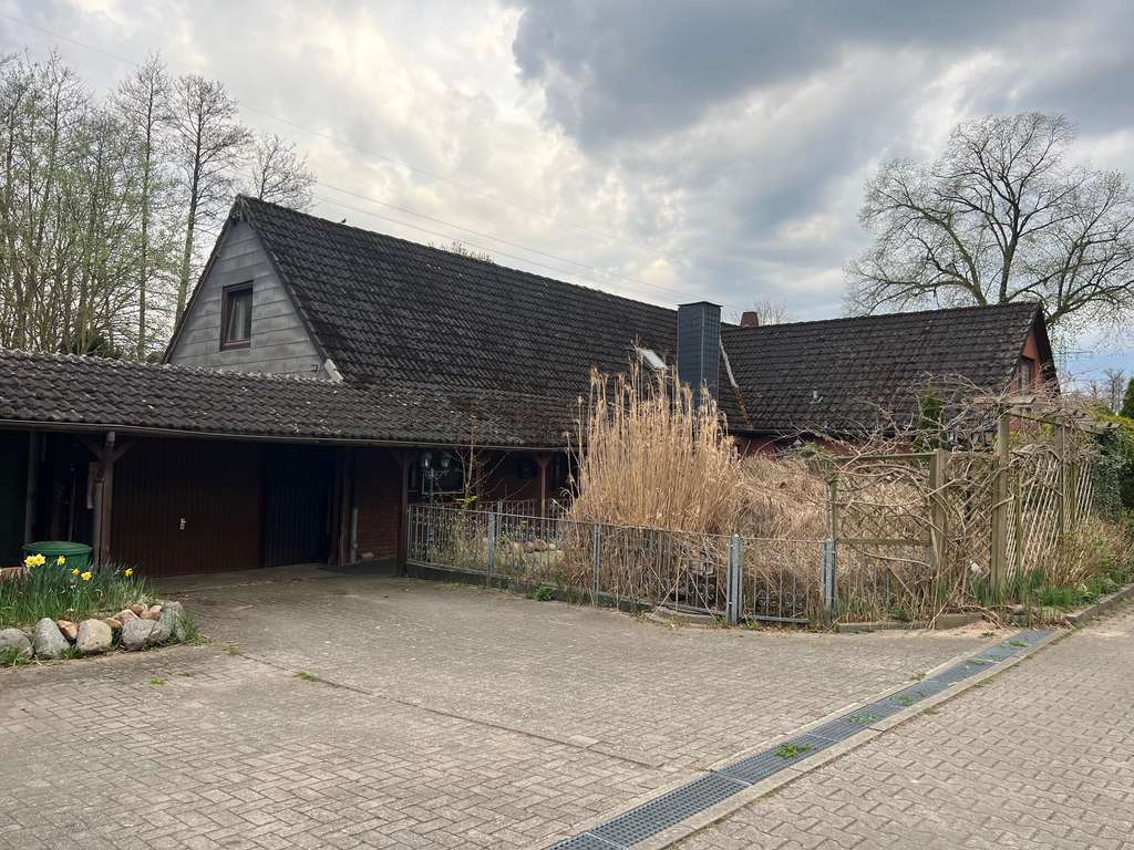 Sanierungsobjekt mit Entwicklungspotenzial – für Kapitalanleger, Eigennutzer oder Bauträger