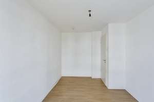 Ihre neue Kapitalanlage! Modernes und Top gepflegtes Reihenendhaus im beliebten Weilerswist-Süd! – Heinrich-Rosen-Allee 20e, 53919 Weilerswist – Vorschaubild 18