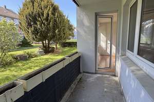 Renovierte, großzügige 3-Zi-Whg. mit EBK & Loggia – Lister Kirchweg 57B, 30163 List, Hannover – Vorschaubild 8