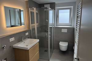 Erstbezug | Exklusive 2-Zimmer Wohnung | Einbauküche | Balkon | Einzelgarage | KFW55 | ER-Zentrum – Anton-Bruckner-Straße 8, 91052 Röthelheim, Erlangen – Vorschaubild 17